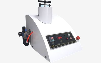 鑲埋成型機